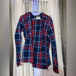 medium button up